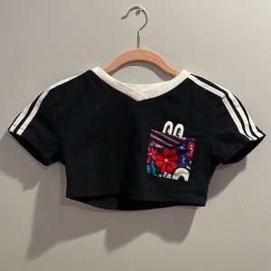 Crops adidas shirt